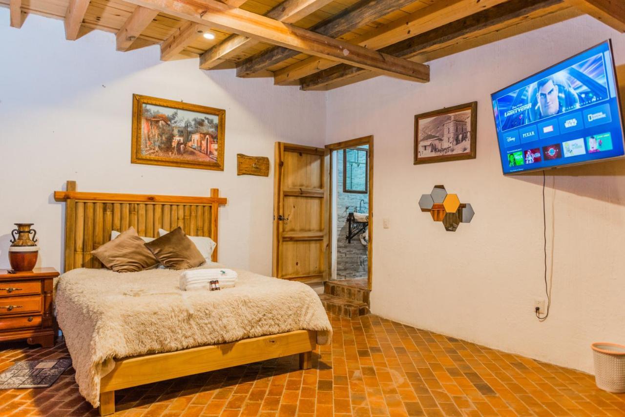 Hotel Colibri Pozos  外观 照片